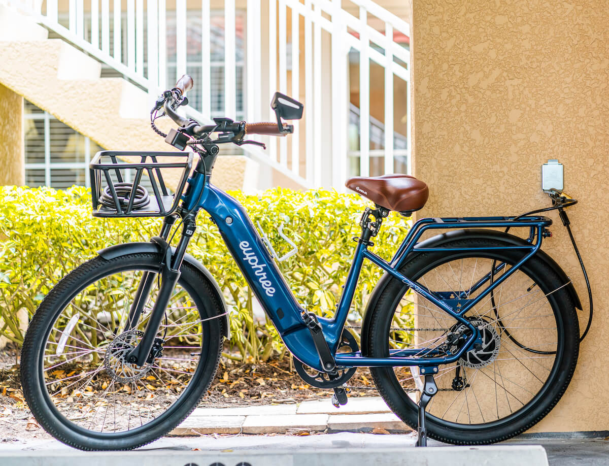 e-bike secured by AnchorHog